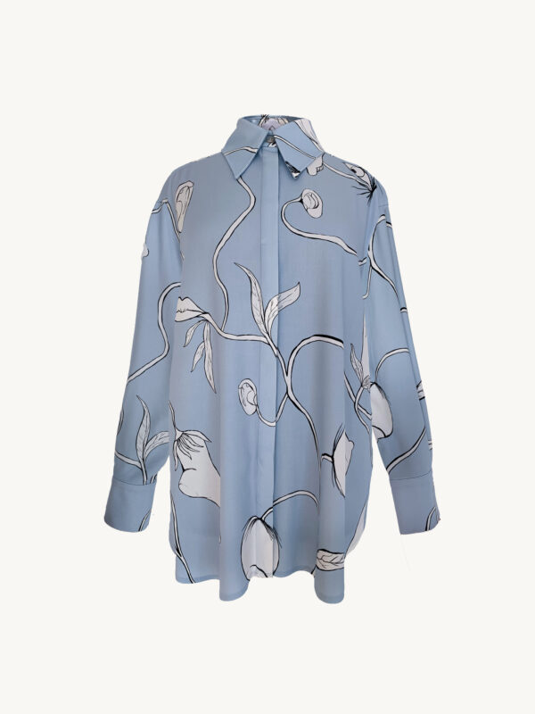 Hemdbluse oversized mit Print delicate blue
