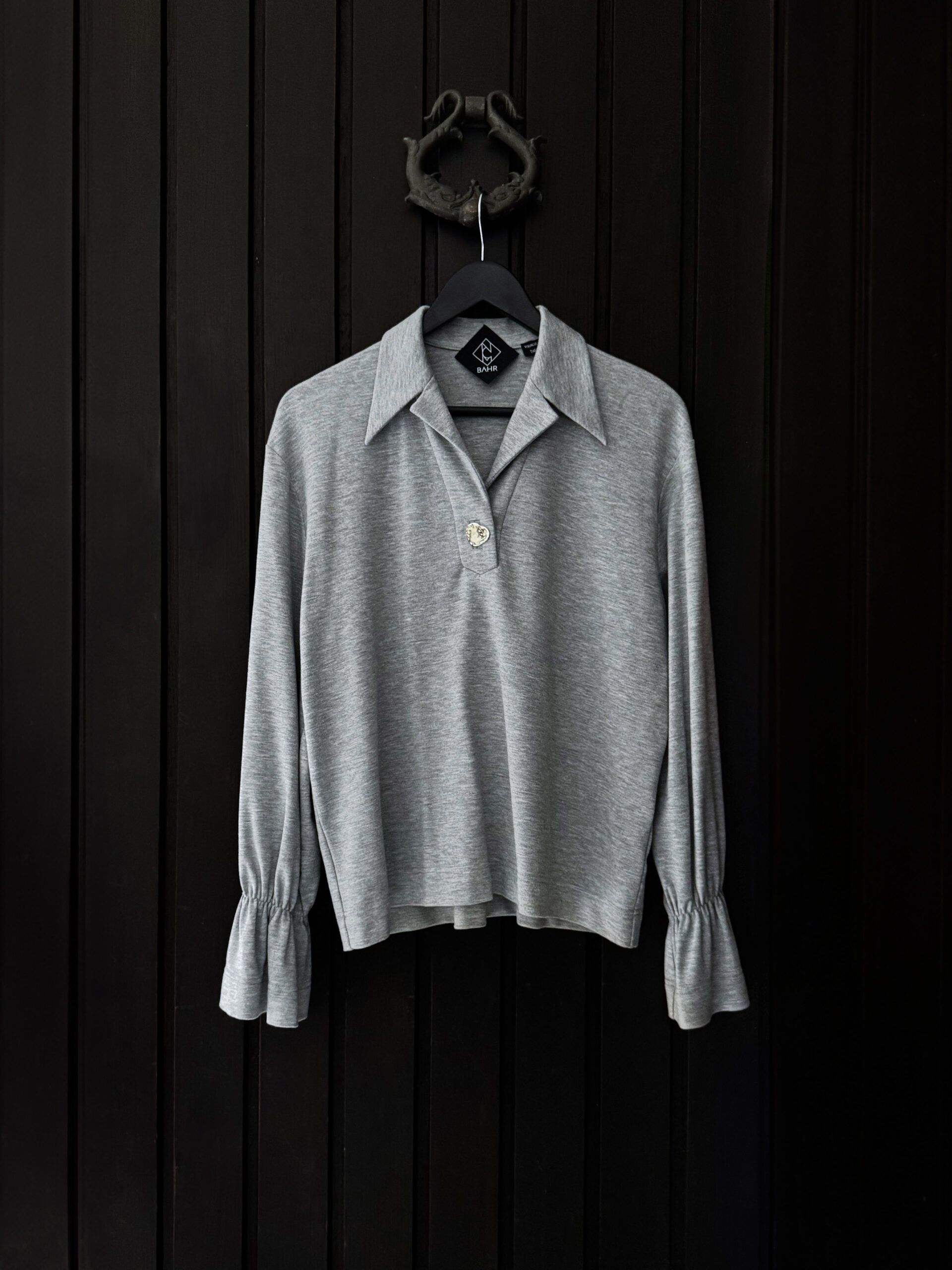 Poloshirt mit gerafftem Langarm grau