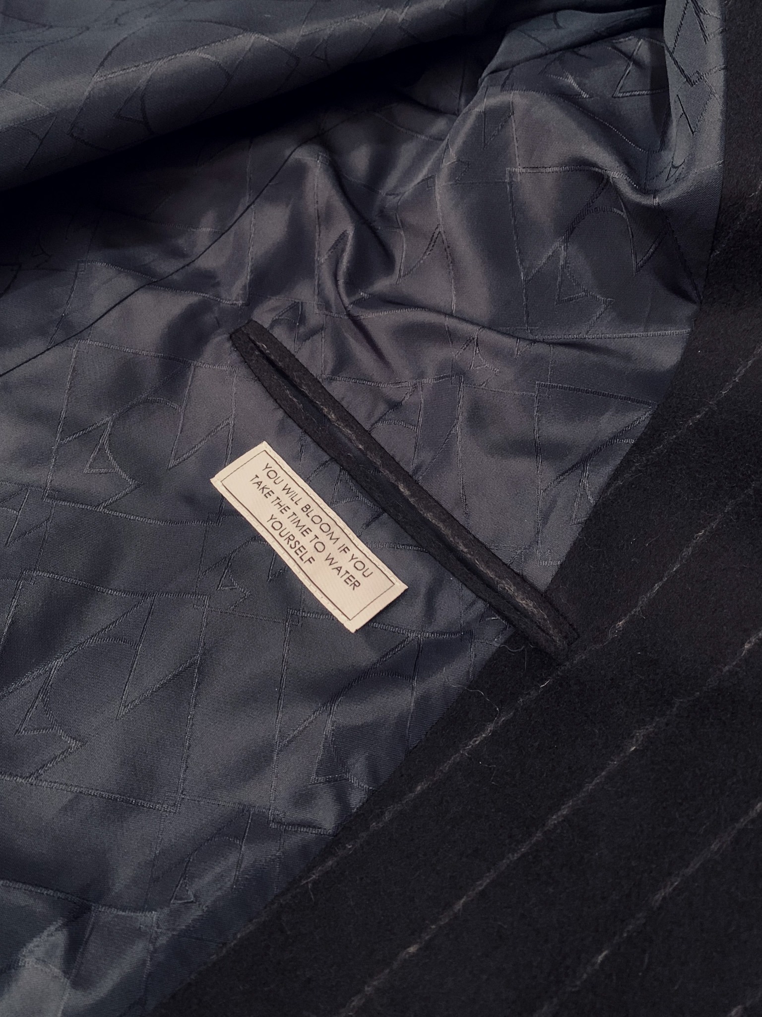 Mantel aus Wolle mit Nadelstreifen futter